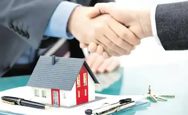 Home Loan Emis May Get Dearer By 10% If Rbi Raises Rates - Sakshi