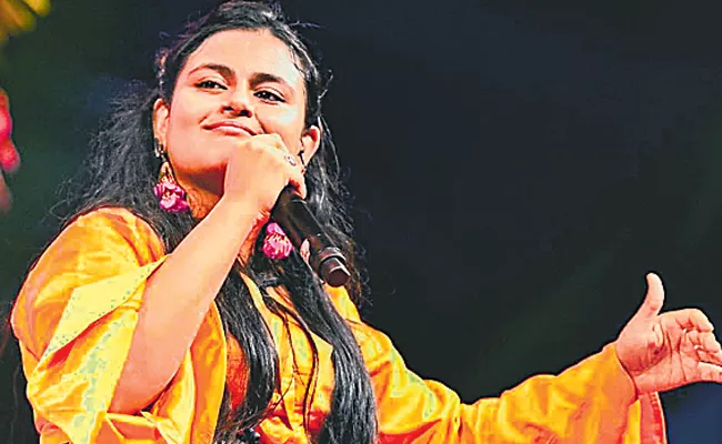 Odisha: Meet Young Multi Talented Singer Ananya Sritam Nanda - Sakshi