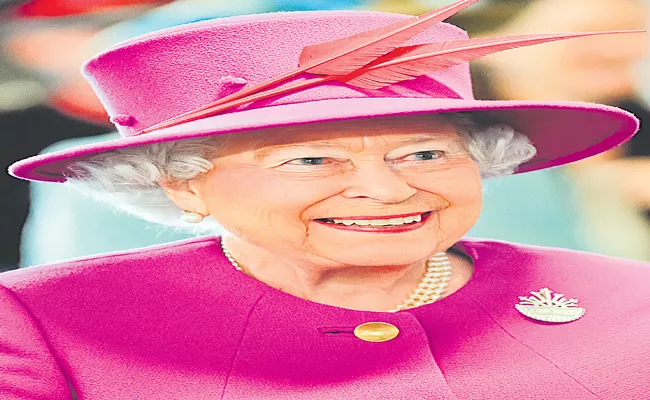 Britain Queen Elizabeth II becomes world second-longest reigning monarch - Sakshi