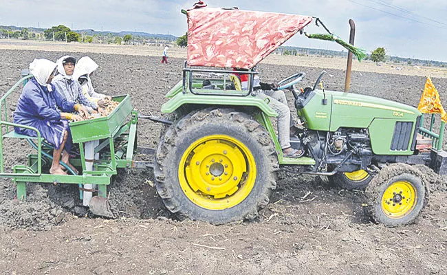 Simple And Effective Technology For Cultivation: Devinder Sharma Opinion - Sakshi