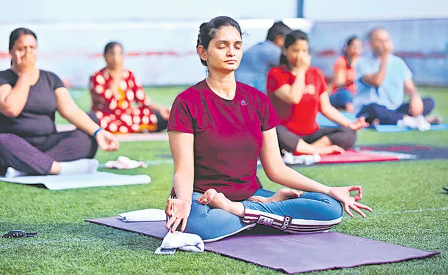 International Yoga Day 2022: Yoga Benefits, Improves Immunity, Stress Relief - Sakshi