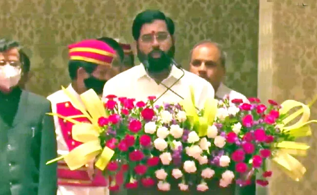 Maharashtra Politics: Eknath Shinde Takes Oath As Chief Minister - Sakshi