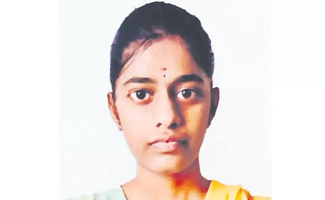 Inter student Suicide because of Recovery agents - Sakshi