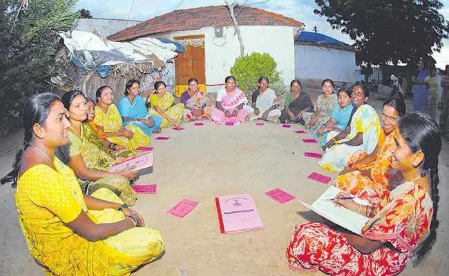 Thrift Groups Women as Entrepreneurs In Andhra Pradesh - Sakshi