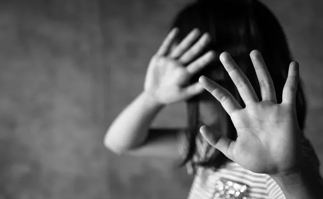 Hyderabad: 3 Year Old Girl Beaten Up By Father Dies in Hospital - Sakshi