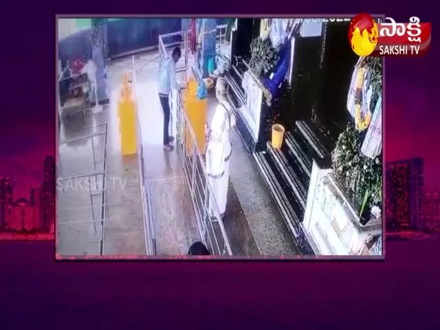 Garam Garam Varthalu: Bike Robbery In Dubbaka Balaji Temple