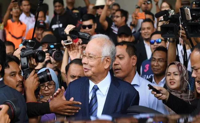 Malaysia Former Prime Minister Najib Razak Has Been Sent To Jail - Sakshi