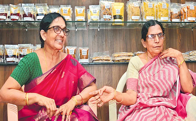 Hyderabad: Rajeshwari And Usha Home Food Start Up Successful Journey - Sakshi