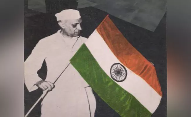 Congress changes Twitter profile photo, puts a picture of Nehru with Tricolour - Sakshi