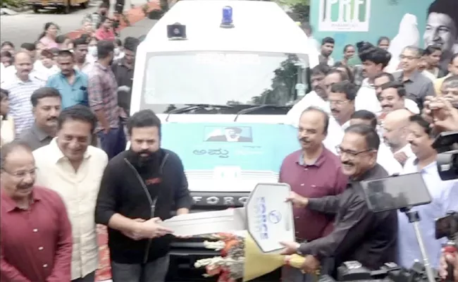 Prakash Raj Donates Ambulance for Needy in Memory of Puneeth Rajkumar - Sakshi