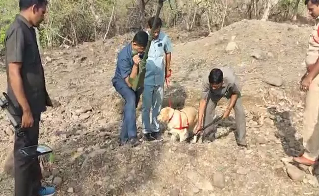 Police combing operation for maoists in Adilabad District - Sakshi