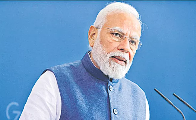 India has potential to lead fourth industrial revolution says PM Narendra Modi - Sakshi