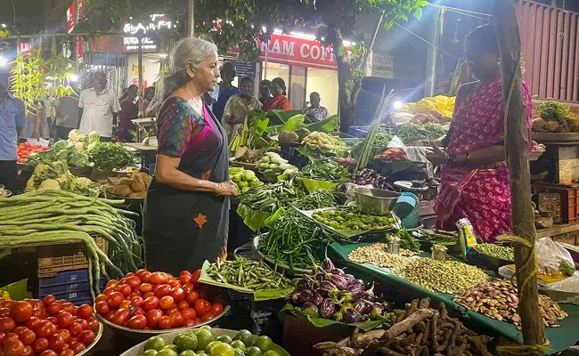 Nirmala Sitharaman Buys Vegetables In Chennai - Sakshi