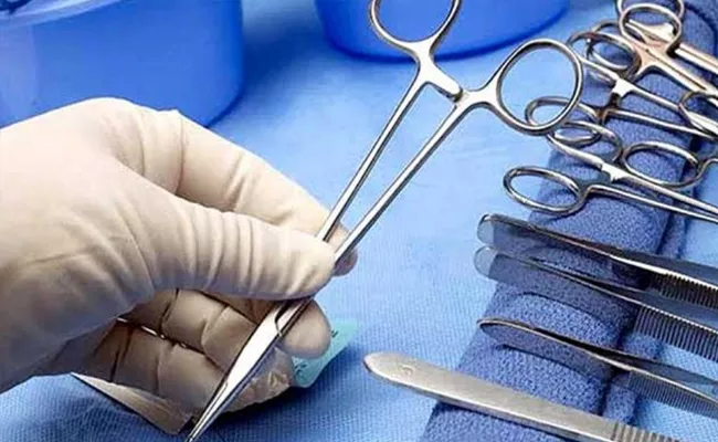 Scissors Removed From Woman Stomach After 5 Years - Sakshi