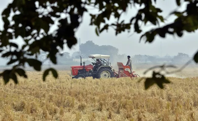 3. 52 Lakh Agricultural Tractors In Telangana - Sakshi