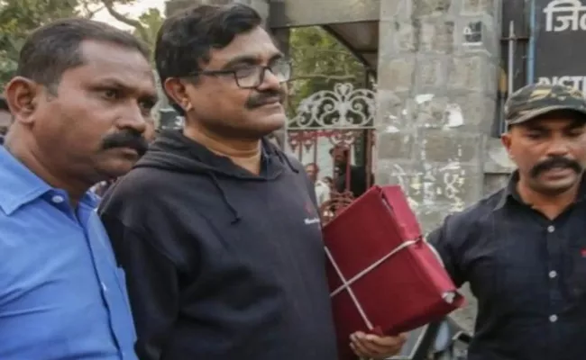 Elgar Parishad case accused Anand Teltumbde released from Jail - Sakshi
