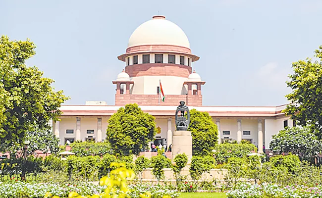 SC Voices Anguish Over Centre Govt Delay in Clearing Names Recommended by Collegium - Sakshi