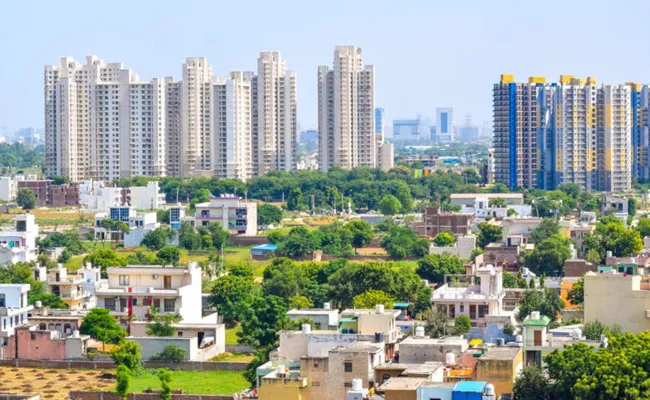 Real Estate: Home, Plot Sales Down As Buyers Wait And Watch Mode In Hyderabad - Sakshi