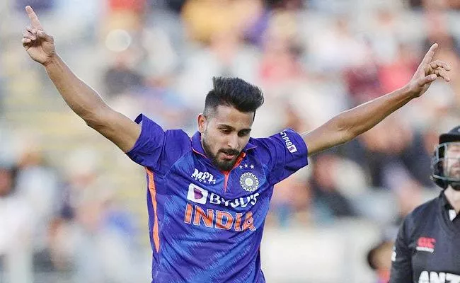 Ind Vs NZ: Wasim Jaffer Dont Think Umran Malik Play 2nd ODI If Plays - Sakshi