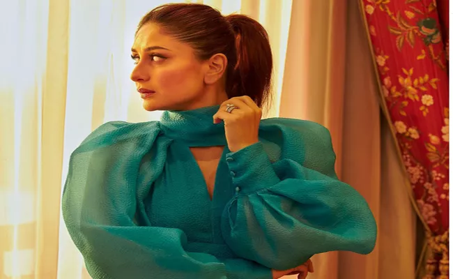 Kareena Kapoor Khan strongly reacts on Boycott Bollywood trend - Sakshi