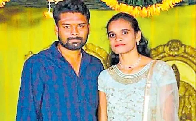 Brother And Sister Died At Khammam  Road Accident - Sakshi