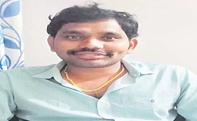 Jubilee Hills Police Arrest Man After Wife Killed By Harassing For Dowry - Sakshi