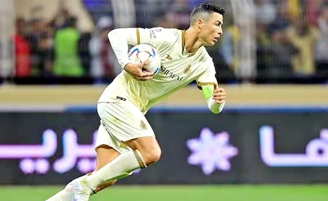 Cristiano Ronaldo Scores 1st-Goal Al-Nassr Through Last-Minute Penalty - Sakshi