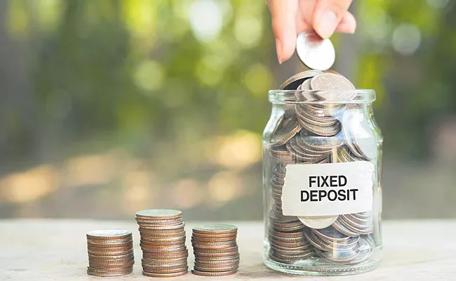 Fixed deposit rates turn positive at 8 for first time in years - Sakshi