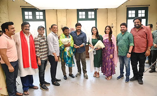 Chiranjeevi Praises Balagam Movie And Director Venu, Team - Sakshi