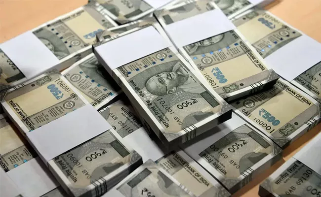 Net Direct Tax Collection Reaches Rs 13.73 Lakh Crore - Sakshi