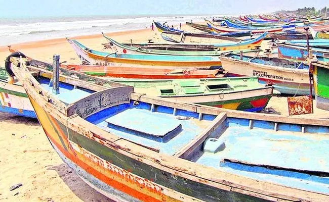 AP Government Bans Marine Fishing For Two Months - Sakshi