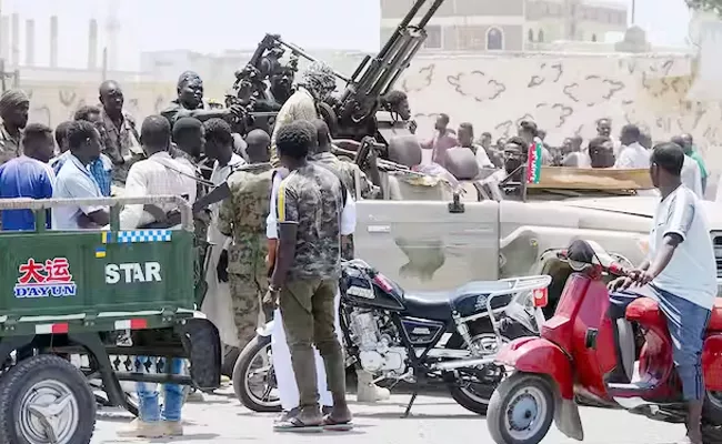 Sudan Army Paramilitary Agrees 72 Hour Ceasefire Says US Blinken - Sakshi