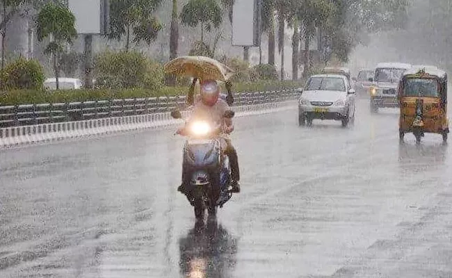 Telangana Rains Update Few Districts Face Heavy Rains Says IMD - Sakshi