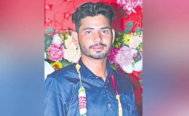 Father Ends Life Hours After So Died In Road Accident At Asifabad - Sakshi