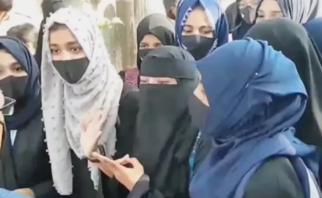Remove Burqa Before Exam Telangana Home Minister Mahmood Ali Reacts - Sakshi