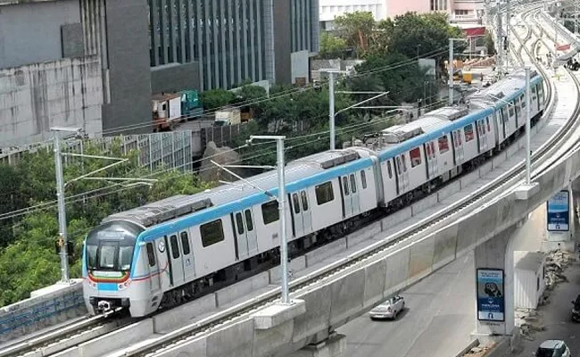 Hyderabad Metro extension KTR tweet - Sakshi