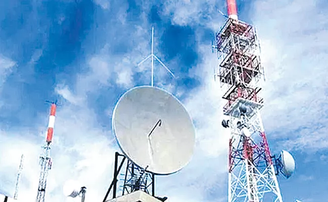 Trai sees rise in call drops complaint, begins service quality rules review - Sakshi