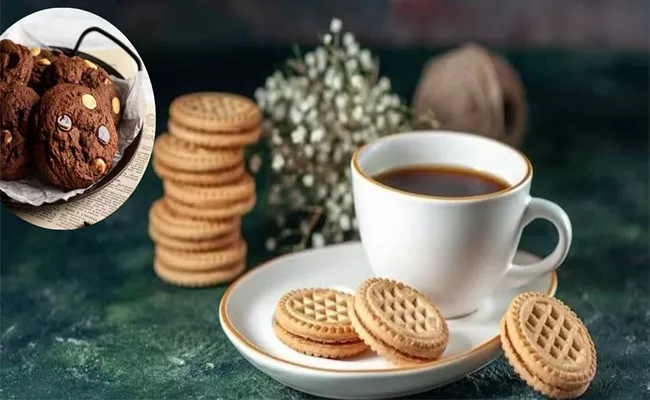 Tips To Keep Biscuits And Cookies Crispy In Rainy Season - Sakshi