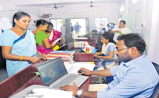 Promotion of Village Secretariat employees in Andhra Pradesh - Sakshi