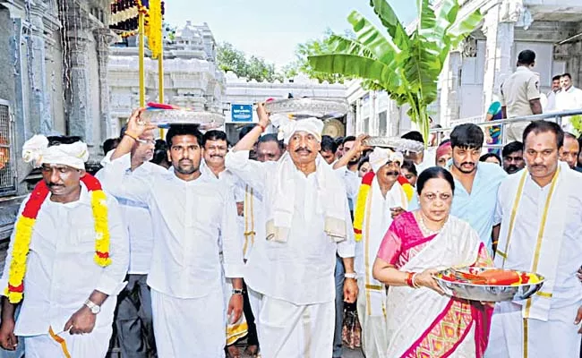 Brahmotsavam of Lord Vinayaka started on Tuesday - Sakshi