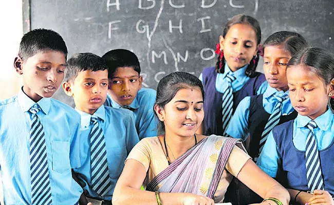 Delay in transfers and promotions of teachers - Sakshi