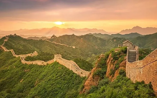 China Great Wall Damaged By Workers Looking For Shortcut - Sakshi