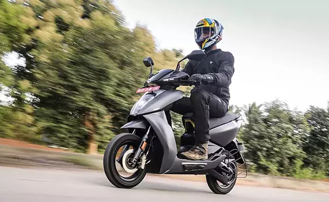 Ather 450 Electric Scooter Available For Rs. 40,000 Less - Sakshi