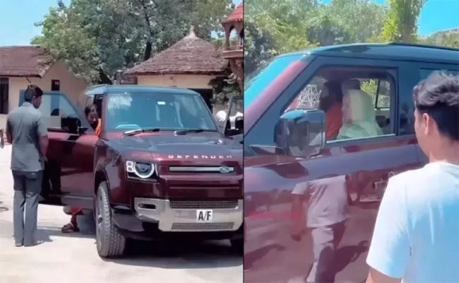 Patanjali CFA Gifts To Baba Ramdev Land Rover Defender Video Viral - Sakshi