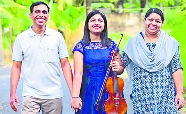 Meet Martina youngest Indian violinist to receive fellowship from Trinity College London - Sakshi
