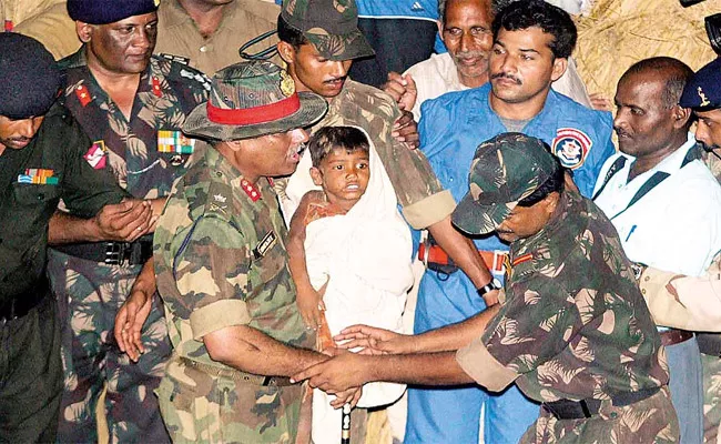 Prince was Falls in Borewell for 50 Hours Army Rescue him - Sakshi