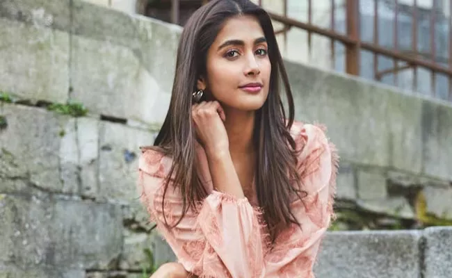 Pooja Hegde Team Clears The Air Over Reports Of Actress Getting Death Threats - Sakshi