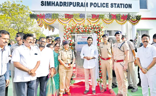 CM Jagan Inauguration of many new govt offices in Simhadripuram - Sakshi