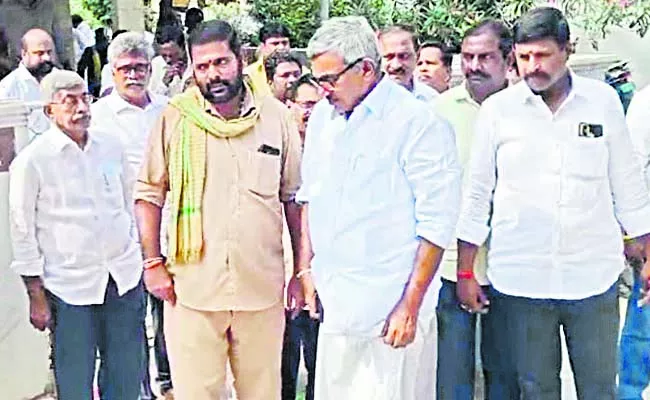 Alapathi Rajendra Prasad: TDP vs Janasena Clash For Tenali Seat - Sakshi