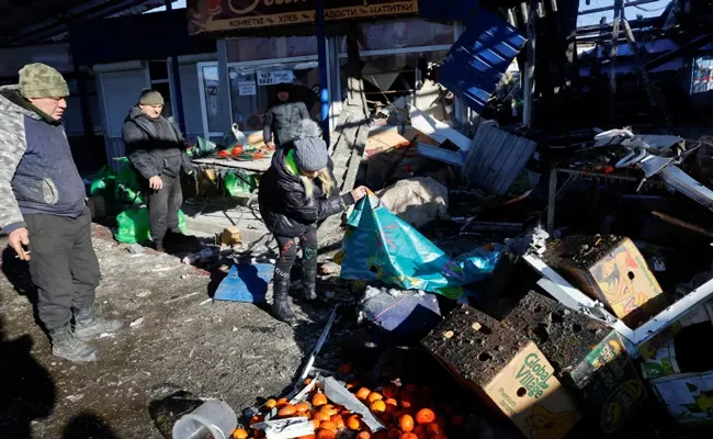 Russia-Ukraine War: Strike on busy market kills 25 in Russian-held Donetsk - Sakshi
